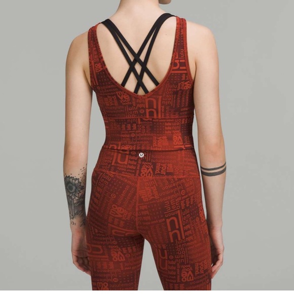 Lululemon Power Pivot Everlux Tank Top *Motif
Lululemon Ombre Red Multi … - Picture 4 of 10